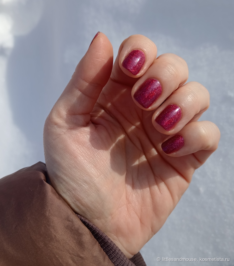 Лак насыщенный, голография его очень украшает