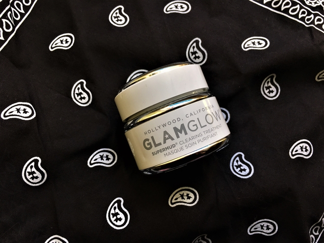Glamglow Supermud Clearing Treatment в действительности может стать "супергероем" для вашей кожи