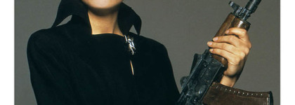 "Капитан, Вам не нужен пистолет" ©. Макияж самой экстравагантной злодейки бондианы - Ксении Онатопп