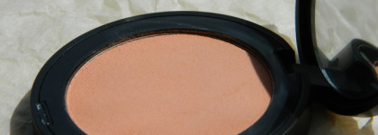 Продукты для лица от Melt Cosmetics: хайлайтер Iluminacion и румяна Cali Dream