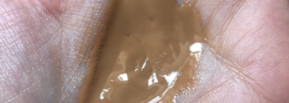 Make up для ног: аппетитная "золотая корочка" вместо синюшной белизны. Спрей Sally Hansen Airbrush Legs спасет ситуацию за пару минут