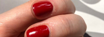 "Нет" кровавым заусенцам с маслом Vitamin E Nail & Cuticle Oil от Sally Hansen