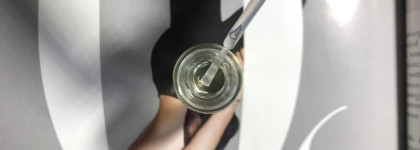 "Нет" кровавым заусенцам с маслом Vitamin E Nail & Cuticle Oil от Sally Hansen