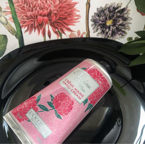 Пиономания: крем для рук с ароматом цветущего пиона L'occitane Pivoine Flora