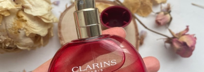 Фиксатор макияжа, что за зверь? Розовая эстетика Clarins Fix’ Make-Up Long-Lasting Make Up Hold
