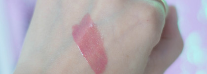 Сочные губы с блеском ColourPop Ultra Gloss Lip в оттенке Well Nested