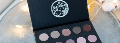 Палетка Tammy Tanuka "Дивный голос скромной птахи" действительно скромная, но такая интересная