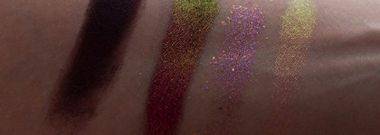 Эксперименты: Новогодний макияж с графикой и стразами