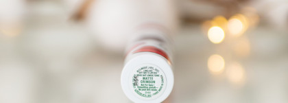 Clinique Long Last Soft Matte Lipstick в красном оттенке 45 Matte Crimson