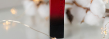 Уходящая в алый Huda Beauty Power Bullet в оттенке El Cinco de Mayo