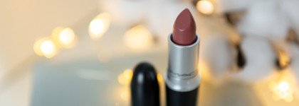MAC Matte Lipstick в оттенке Velvet Teddy 617