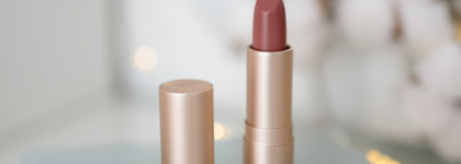 Матовая помада Uvinion в оттенке Sophie