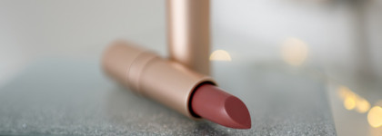 Матовая помада Uvinion в оттенке Sophie