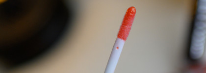 Новинка на рынке: лимитка Beauty Bomb Cyberbomb Dirty Lick Lip gloss в оттенках 02 Beta-Rad и 03 Gamma-Rad