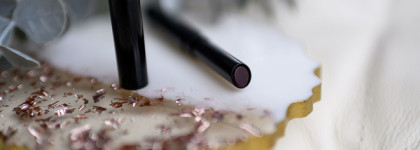 Бальзам Influence Beauty Petroleum в оттенке 01 Black Money альтернатива Clinique Black Honey?