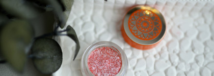 Новинка на рынке: лимитированные сияющие тени-пигмент для век Vivienne Sabo Francafrique