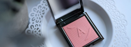 Румяна AnnBeauty Your Cheeks в оттенке Young and Beautiful