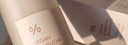 Две любви от Dr. Ceuracle: Vegan Kombucha Tea Essence и Royal Vita Propolis 33 Capsule Eye Cream