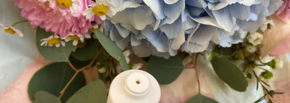 Средства для лица от Rimmel: праймер для лица, а также сравнение двух оттенков 82 Fair Beige и 100 Ivory тонального крема Match Perfection SPF 20