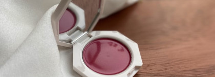 Кремовые румяна, которые живут на моей полочке