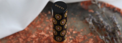 Пряное апельсиновое варенье от Gucci - Rouge De Beauté Brillant в оттенке 307 Louise Orange