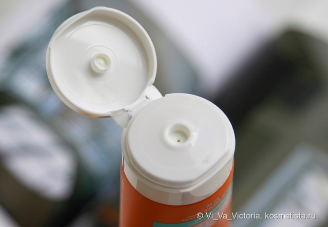 Испытание солнцезащитных средств серии Capital Soleil Emulsion от Vichy проблемной комбинированной кожей