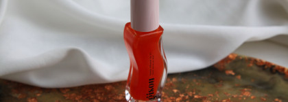 Лучшее масло для губ: Honey Infused Lip Oil в оттенке Mango Passion Punch от Gisou