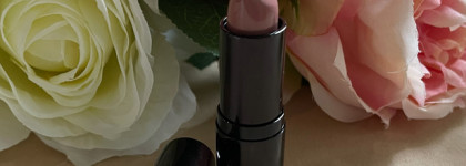 Нежнее нежного с помадой для губ Artdeco Perfect Color Lipstick 828