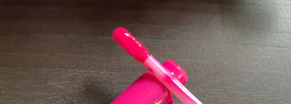 Розовая конфетка Candy Slick Glowy Lip Color от Nyx Professional Makeup в оттенке 5 Jelly Bean Dream