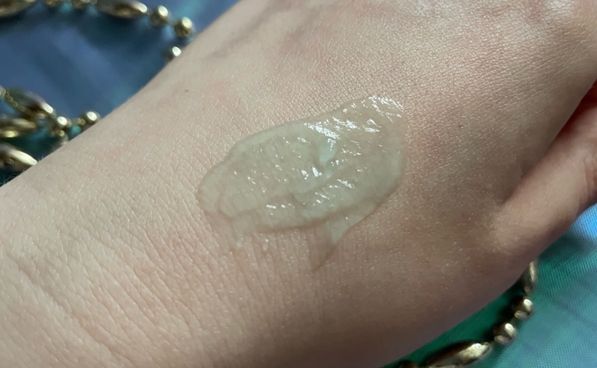 Интенсивно увлажняющий гель для лица Hydra-Essentiel Moisturizes and quenches, cooling gel от Clarins