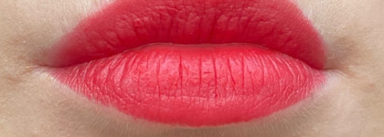 Total red: Матовая красная помада Rouge Elixir в оттенке 05 mat matte сказочная клубника от Yves Rocher