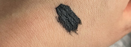 Лучшая бюджетная тушь- Luxvisage XXL эффект накладных ресниц в черном оттенке, 9гр