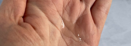 Тоники для лица от Aravia - успокаивающий для чувствительной кожи и очищающий с Aha-Кислотами