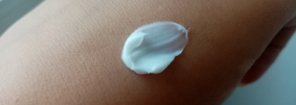 "Pure" из Вас так себе, конечно... Yves Rocher Pure Calendula Regenerating Cream Day/Night