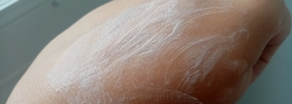 "Pure" из Вас так себе, конечно... Yves Rocher Pure Calendula Regenerating Cream Day/Night