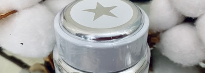 Незаменимая легенда GlamGlow Supermud. Не ищу аналогов, не ругаюсь на ценник. Просто люблю