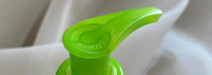 Говорю и показываю: Natura гель-масло для умывания и демакияжа от Чистой Линии