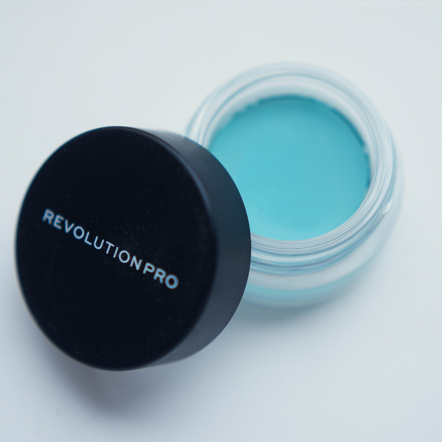 Revolution PRO Pigment Pomade Trendy Turquoise.