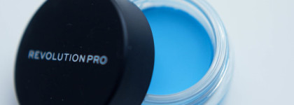 Revolution PRO Pigment Pomade: Ocean Blue и Trendy Turquoise