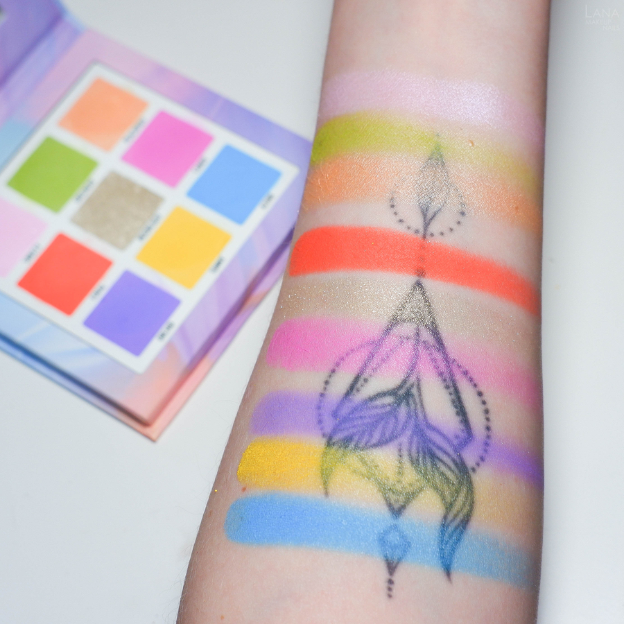 Golden Rose Miss Beauty eyeshadow palette "Colourpop" (иск свет) свотч без базы