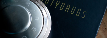 Becca Shimmering Skin Perfector Vanilla Quartz и Beatyudrugs Yellow Diamond