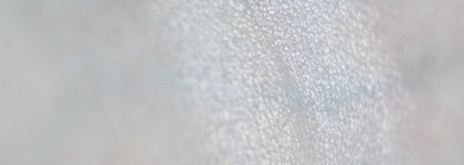 Becca Shimmering Skin Perfector Vanilla Quartz и Beatyudrugs Yellow Diamond