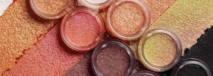 Jeffree Star Eye Gloss Powder в оттенке Voodoo Glass. Многим может не понравиться