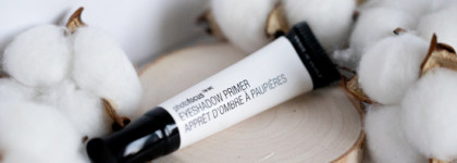 Потому и не скатываются. Тягловая лошадь: Wet n Wild Photofocus Eyeshadow Primer