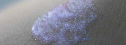 Топ-7 блесков с голубой изюминкой