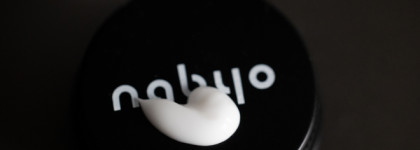 Вернемся назад: лимитки для рук и ногтей к Новому 2024 году от Nabyo и YR