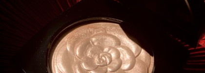 3 звёздочки моей косметички: Camelia de Chanel, бантик Burberry silver shimmer и роза Smashbox+Vlada petal metal