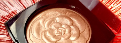 3 звёздочки моей косметички: Camelia de Chanel, бантик Burberry silver shimmer и роза Smashbox+Vlada petal metal