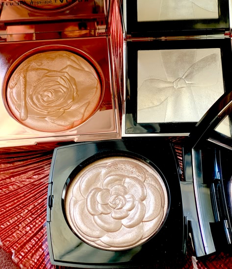 3 звёздочки моей косметички: Camelia de Chanel, бантик Burberry silver shimmer и роза Smashbox+Vlada petal metal