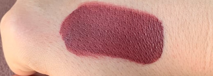 Масочный режим с Dose Of Colors Liquid Matte Lipstick оттенок Mood